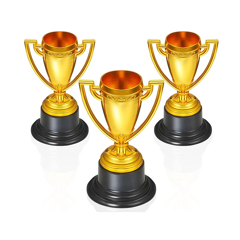 Cúp giải thưởng thể thao thủ công cổ